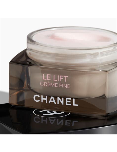 CHANEL LE LIFT LIGHT CREAM Smooths – Firms 